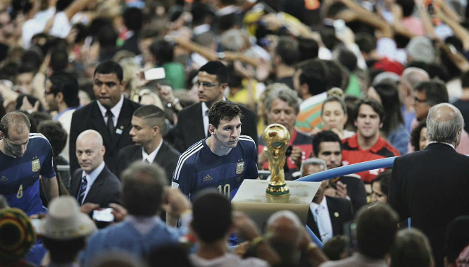 巴萨客场89-79力克红星！克莱本轰22分率队攻陷贝尔格莱德（巴萨客场89-79击败红星，克莱本砍22分助队攻克贝尔格莱德）