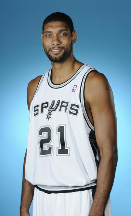 亚洲杯分组揭晓引球迷热议（亚洲杯分组结果出炉，球迷热议不断）