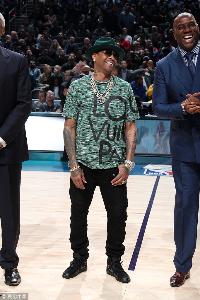 索扎将吹罚生涯第三场米兰德比，曾执法23-24赛季国米5-1米兰（索扎将迎生涯第3次主哨米兰德比 曾主裁23／24赛季国米5-1米兰）