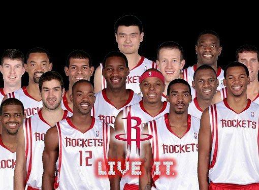 争议裁判再现！德尔塞罗担任巴萨-奥萨苏纳VAR裁判，巴萨球迷坐不住了（德尔塞罗将执掌巴萨vs奥萨苏纳VAR，争议再起引发巴萨球迷不满）